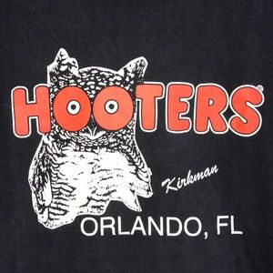 Vintage Hooters T-Shirt